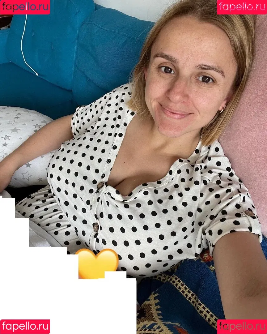 Hannah Witton Onlyfans Photo Gallery 