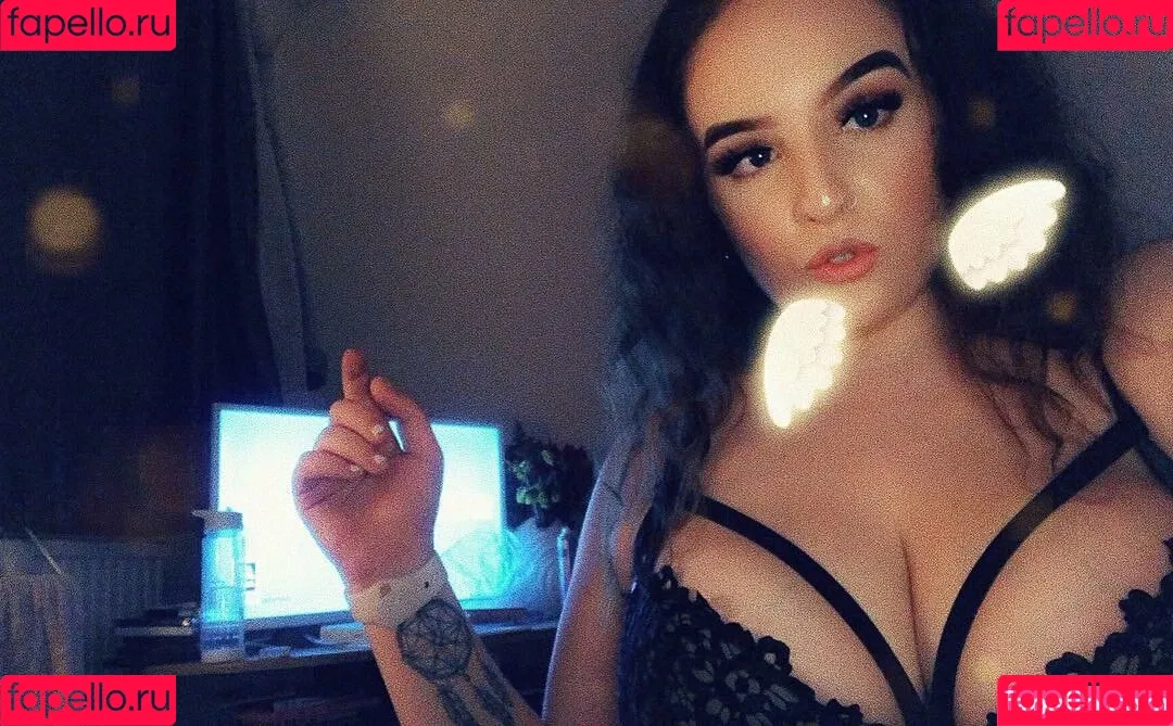 Ems Onlyfans Photo Gallery 