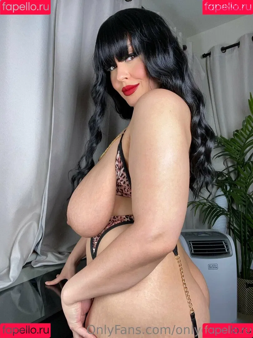 onlygiablaze Onlyfans Photo Gallery 