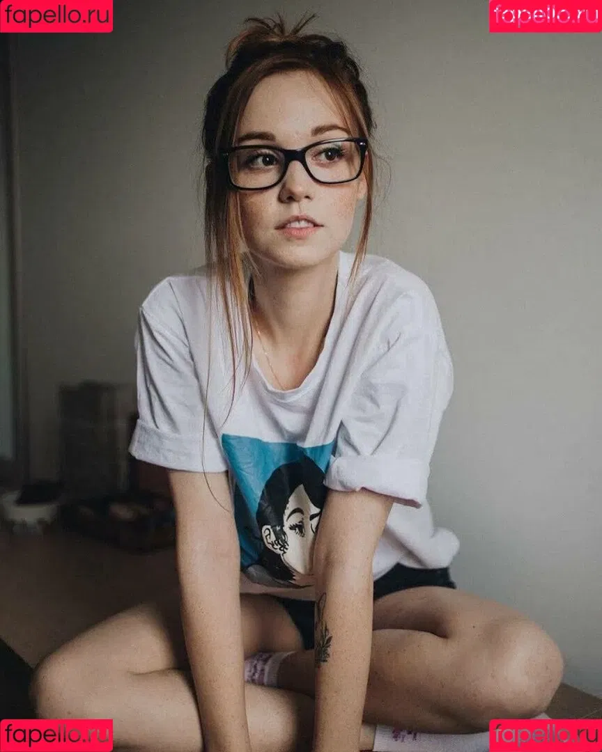 Flavia Sayuri Onlyfans Photo Gallery 