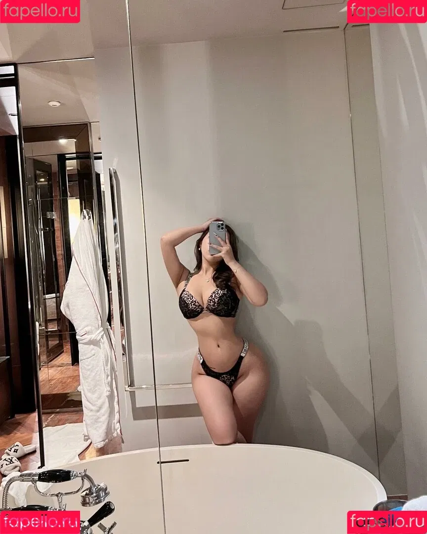 jiee_wen Onlyfans Photo Gallery 