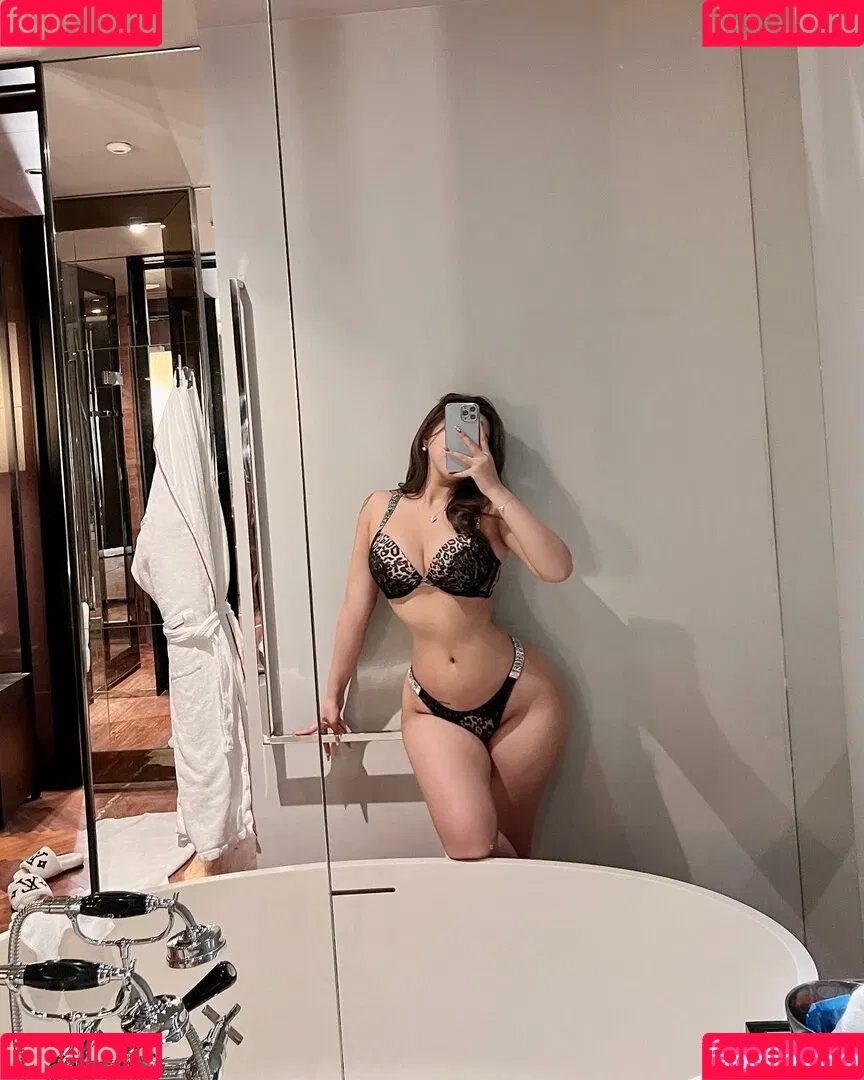 jiee_wen Onlyfans Photo Gallery 