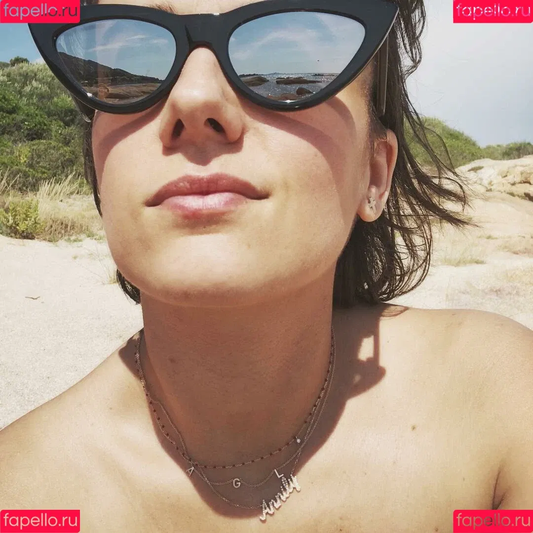 Alizee Onlyfans Photo Gallery 