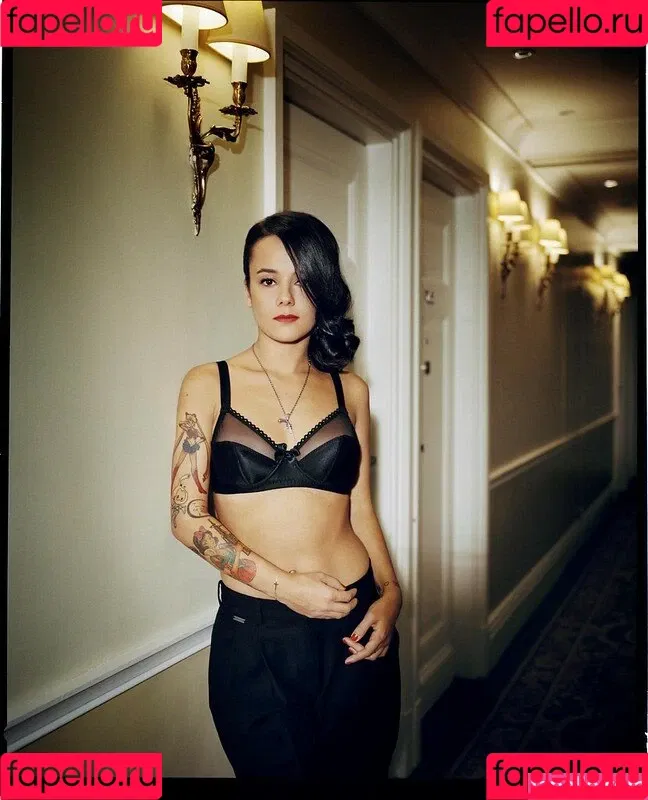 Alizee Onlyfans Photo Gallery 
