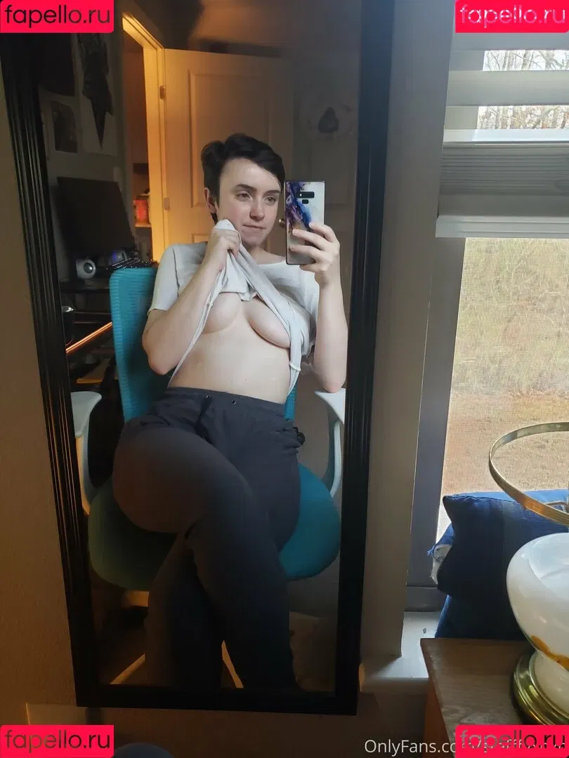 lucylawrence Onlyfans Photo Gallery 