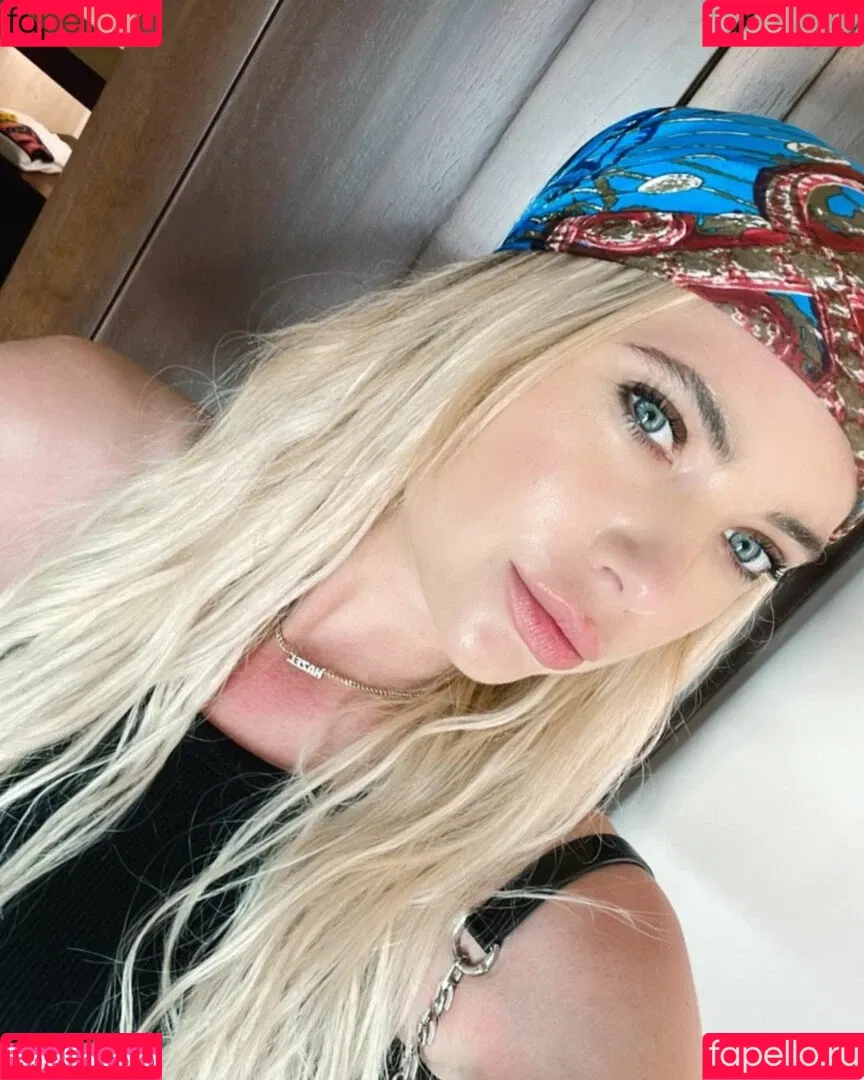 Ashley Benson Onlyfans Photo Gallery 