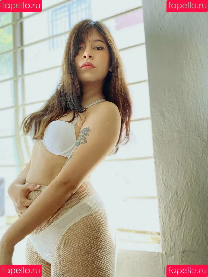 helloaliza Onlyfans Photo Gallery 