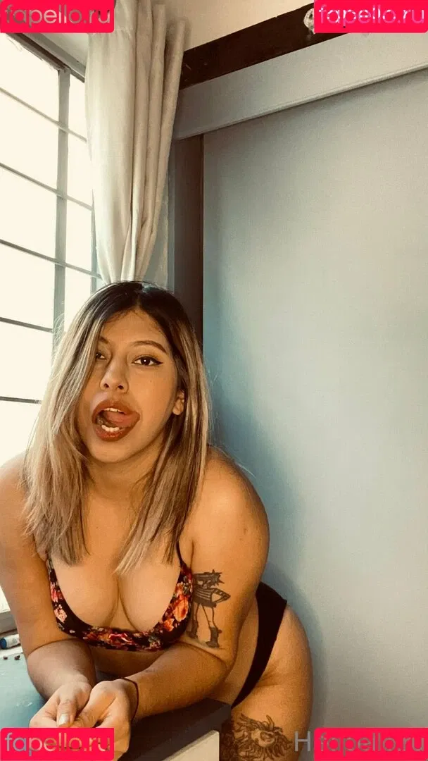 helloaliza Onlyfans Photo Gallery 