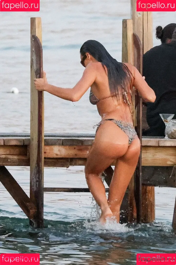Irina Shayk Onlyfans Photo Gallery 