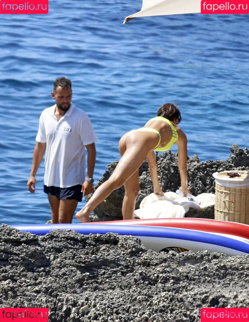 Irina Shayk Onlyfans Photo Gallery 