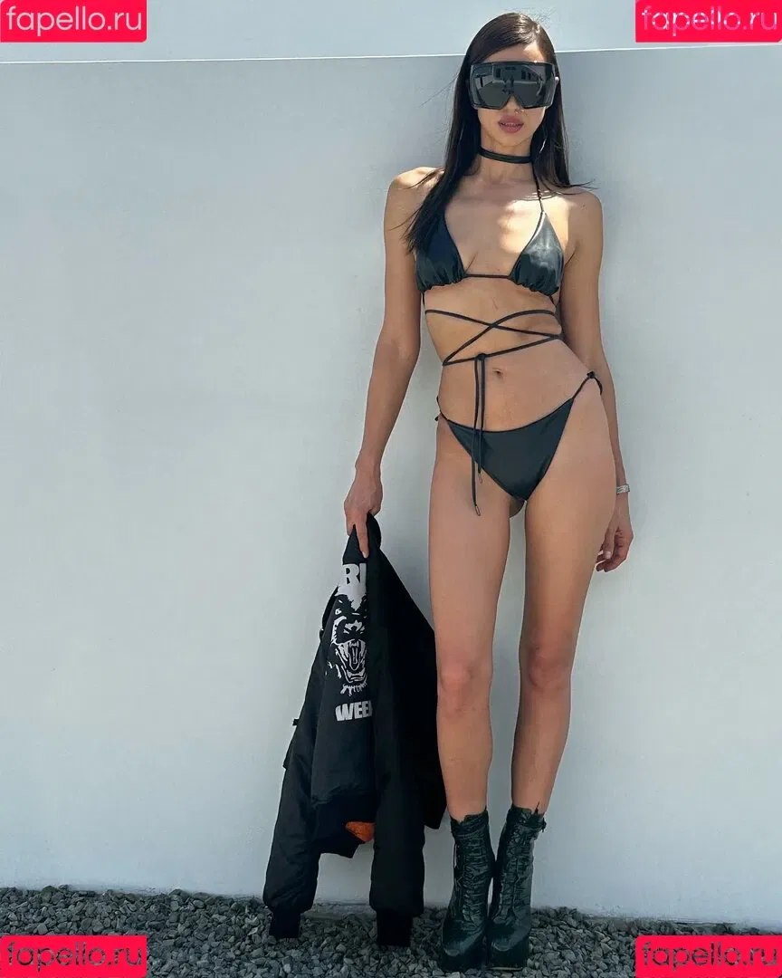 Irina Shayk Onlyfans Photo Gallery 