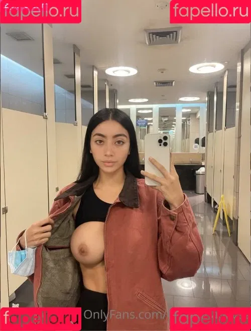 Valentina Olivas Onlyfans Photo Gallery 