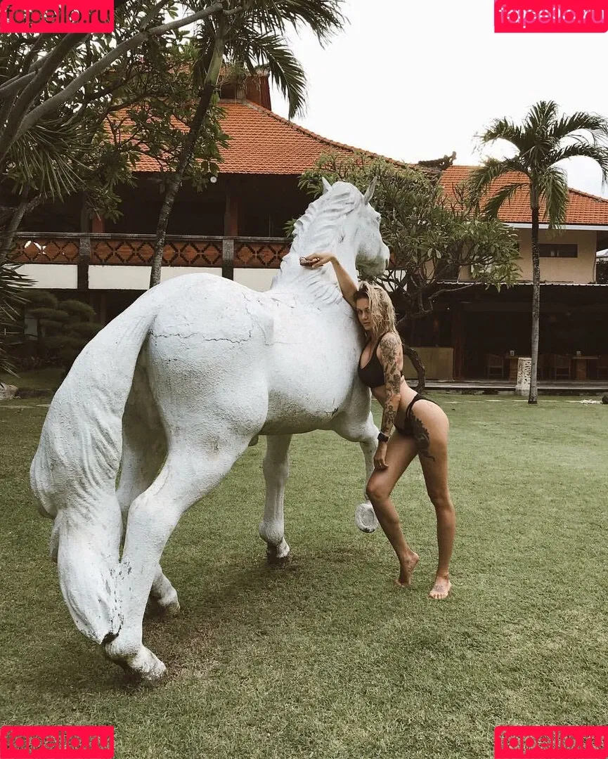 Daria Perel Onlyfans Photo Gallery 