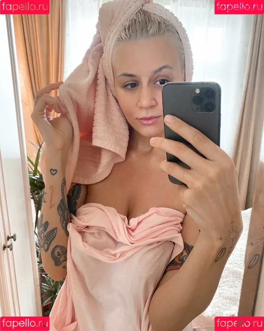 Daria Perel Onlyfans Photo Gallery 