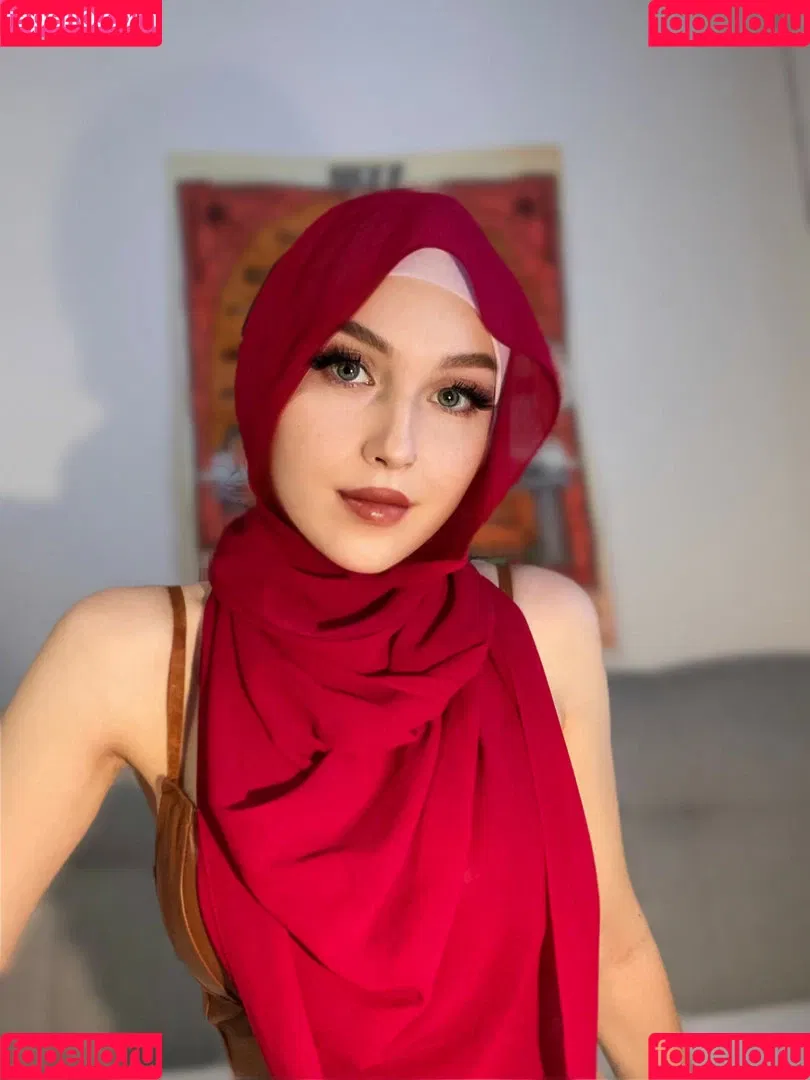 Fareeha Bakir Onlyfans Photo Gallery 