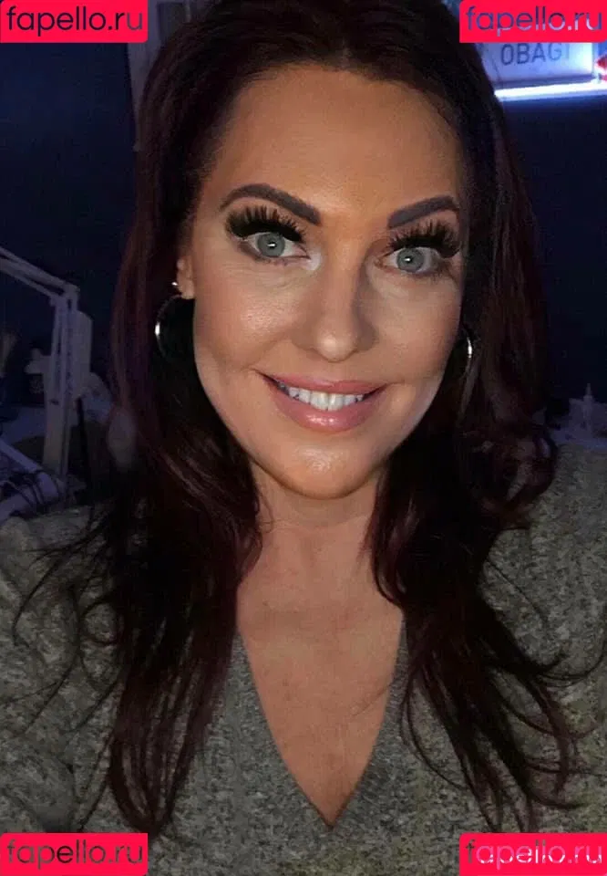 KellyK Onlyfans Photo Gallery 