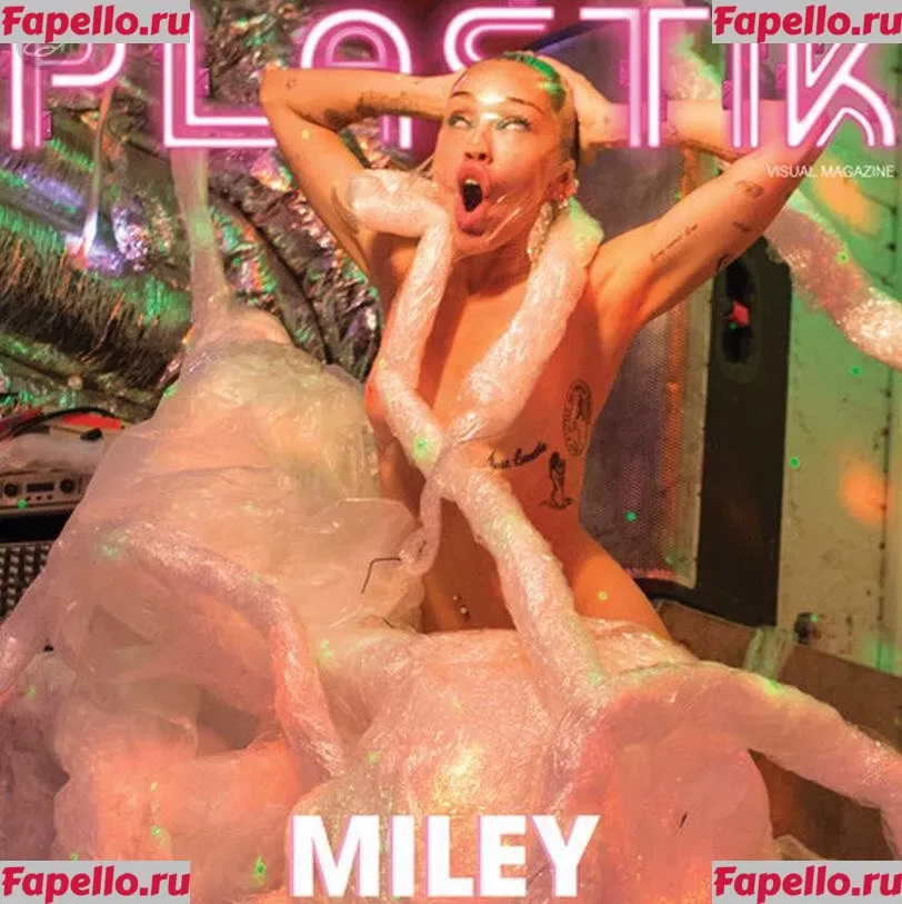 Miley Cyrus Onlyfans Photo Gallery 
