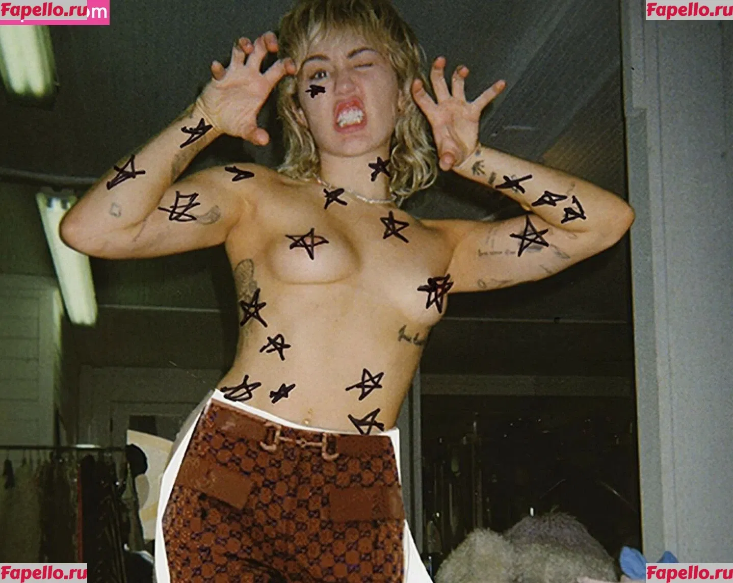 Miley Cyrus Onlyfans Photo Gallery 