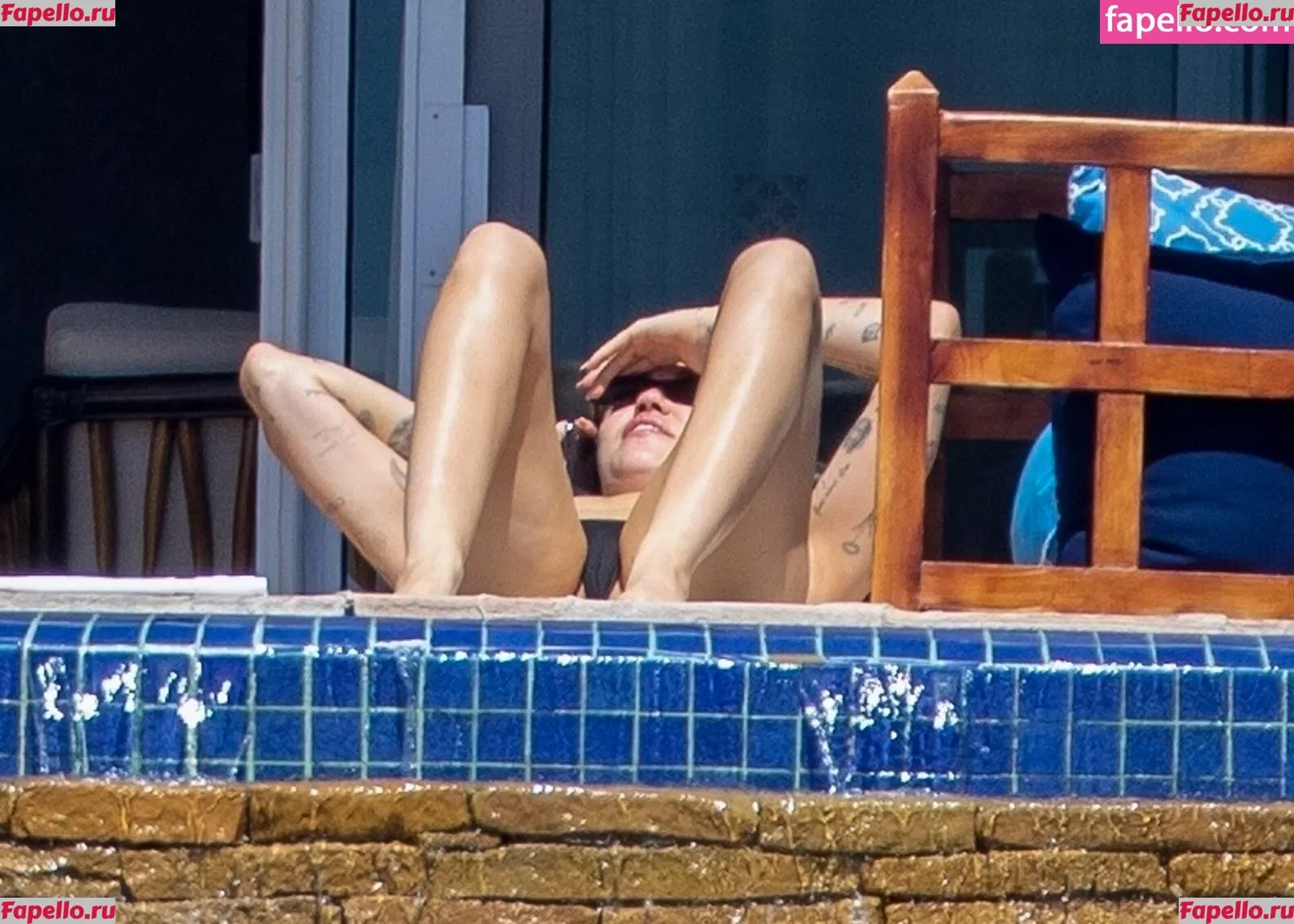 Miley Cyrus Onlyfans Photo Gallery 