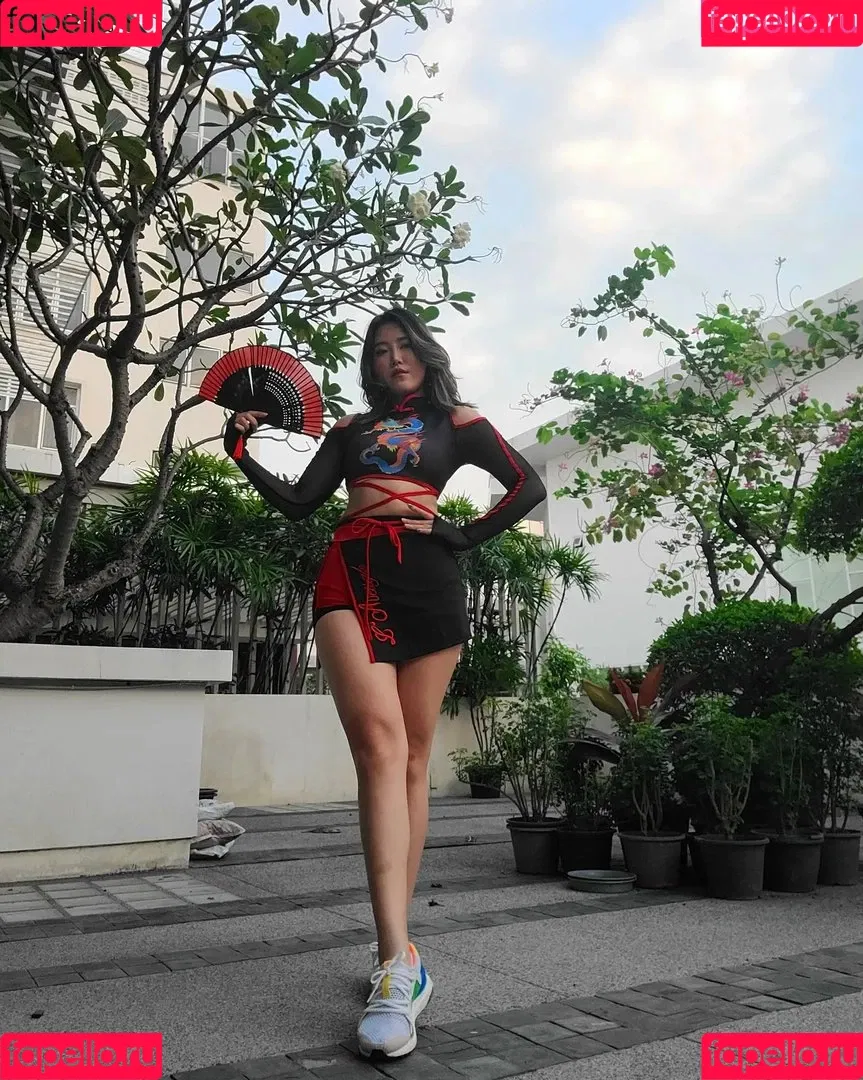 Yuggie_TV Onlyfans Photo Gallery 