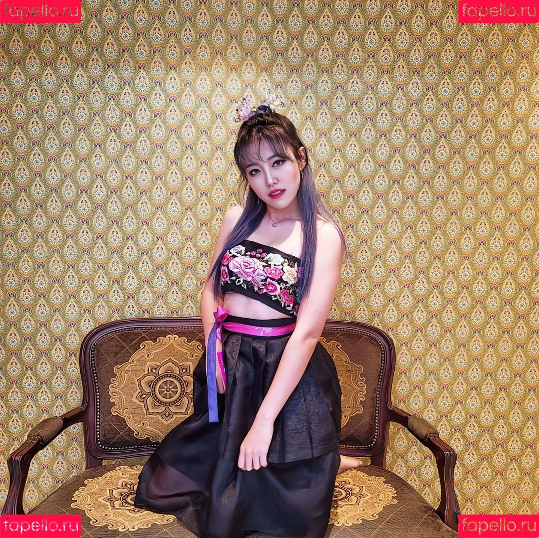 Yuggie_TV Onlyfans Photo Gallery 