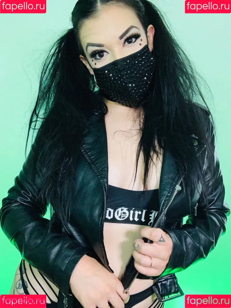 Shaul Guerrero Onlyfans Photo Gallery 