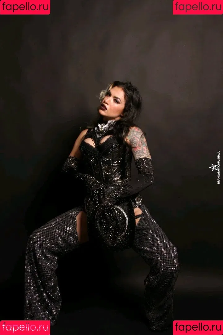 Shaul Guerrero Onlyfans Photo Gallery 