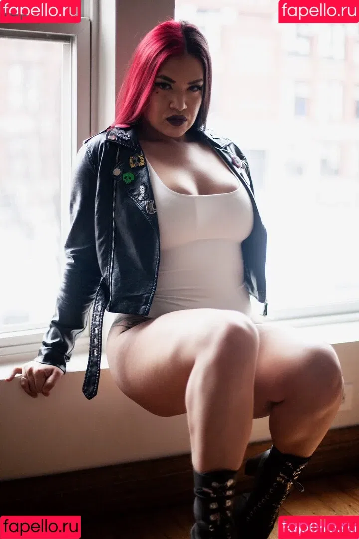 Shaul Guerrero Onlyfans Photo Gallery 