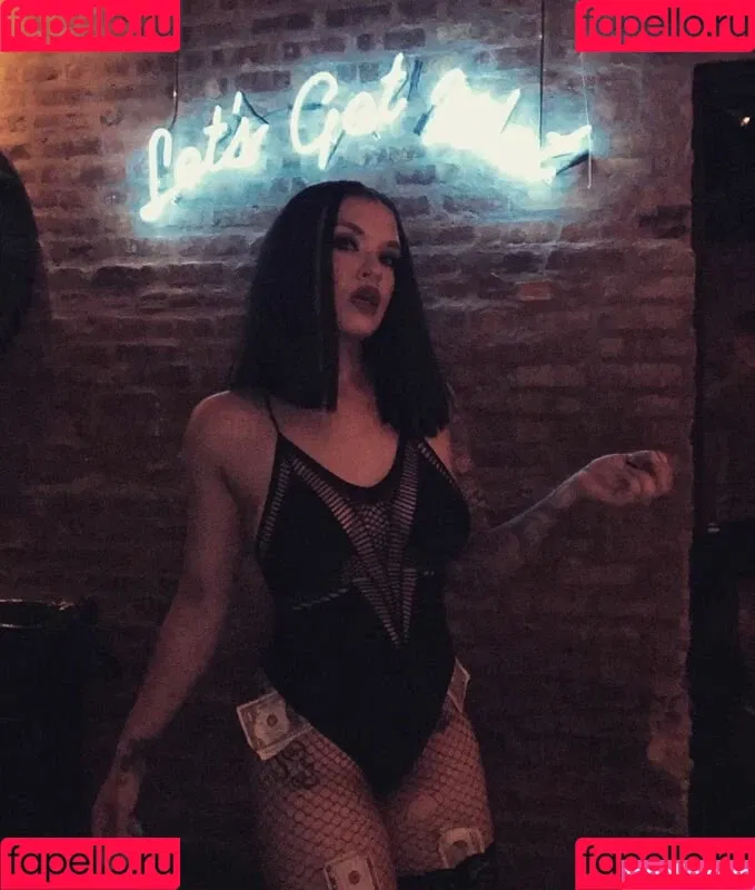 Shaul Guerrero Onlyfans Photo Gallery 