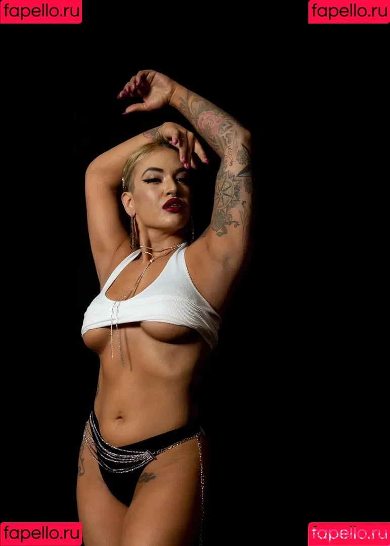 Shaul Guerrero Onlyfans Photo Gallery 