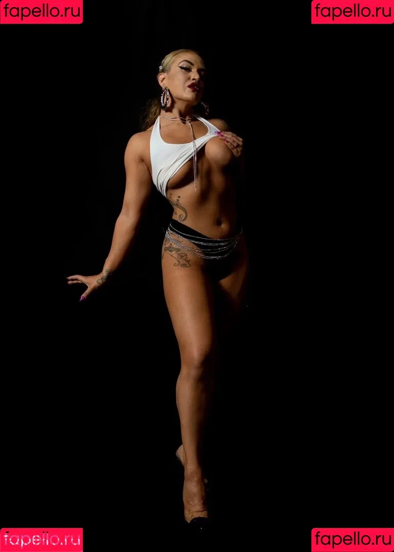 Shaul Guerrero Onlyfans Photo Gallery 