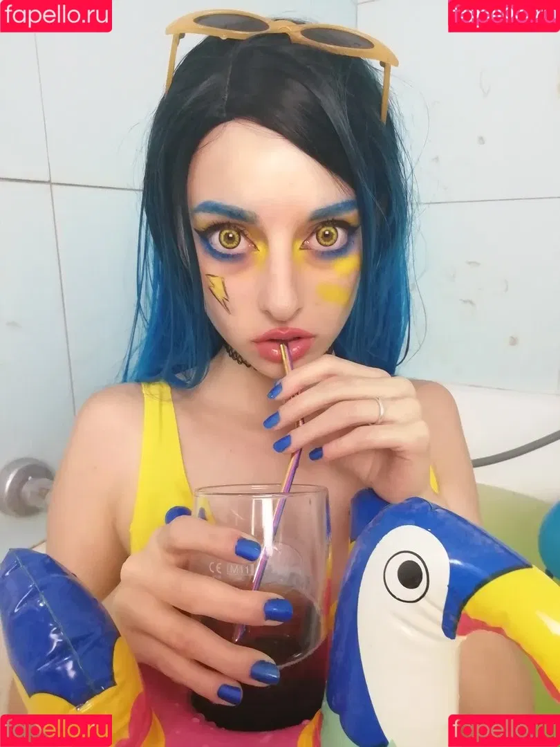 Flowerlynne Onlyfans Photo Gallery 