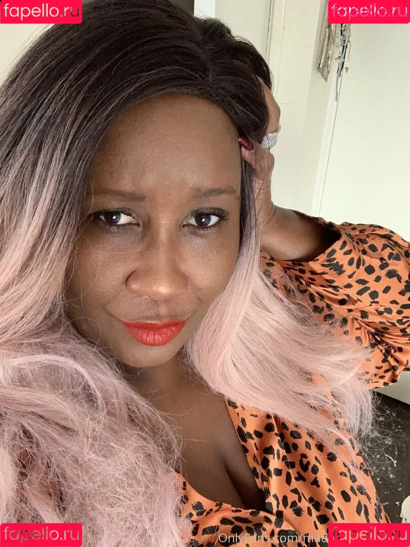madam___caramel Onlyfans Photo Gallery 