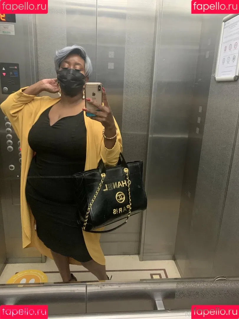 madam___caramel Onlyfans Photo Gallery 