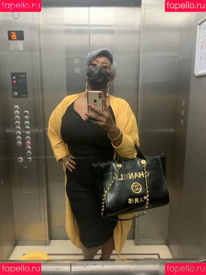 madam___caramel Onlyfans Photo Gallery 