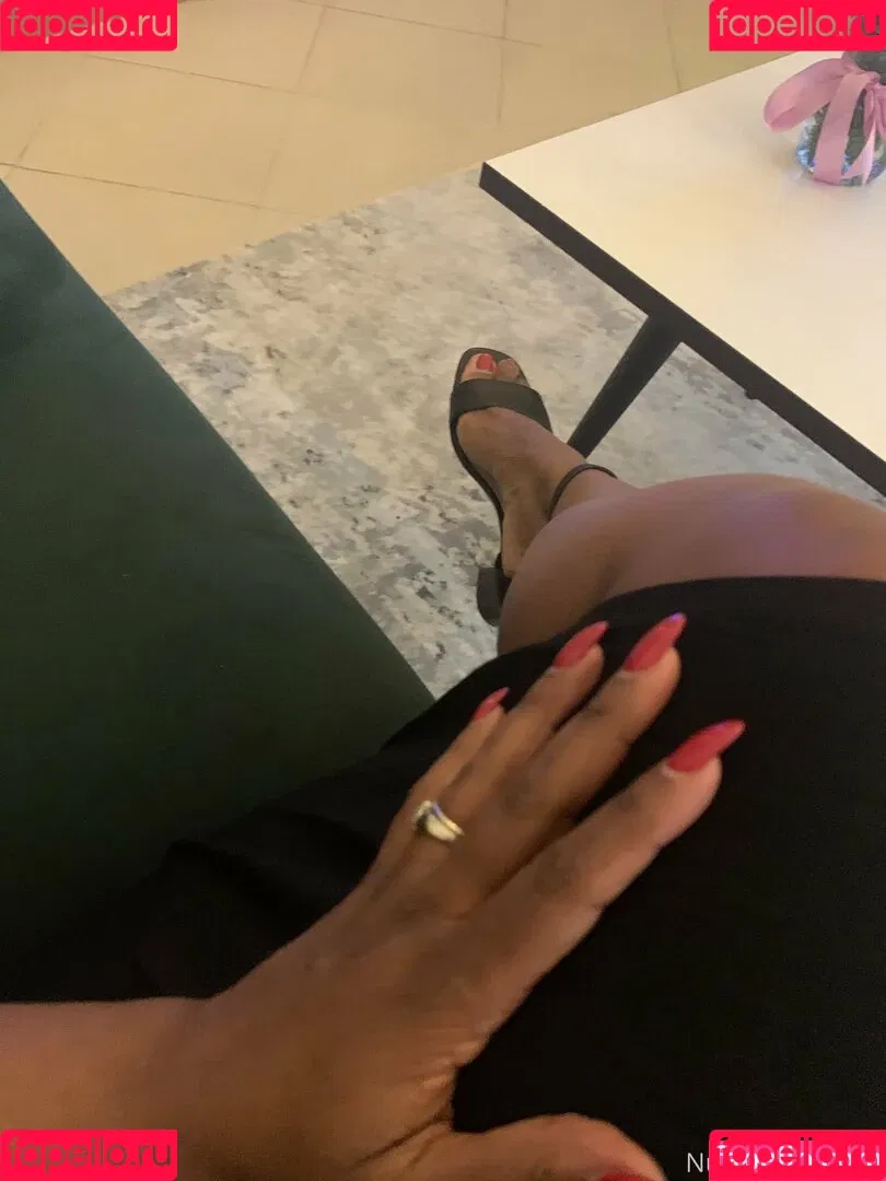madam___caramel Onlyfans Photo Gallery 