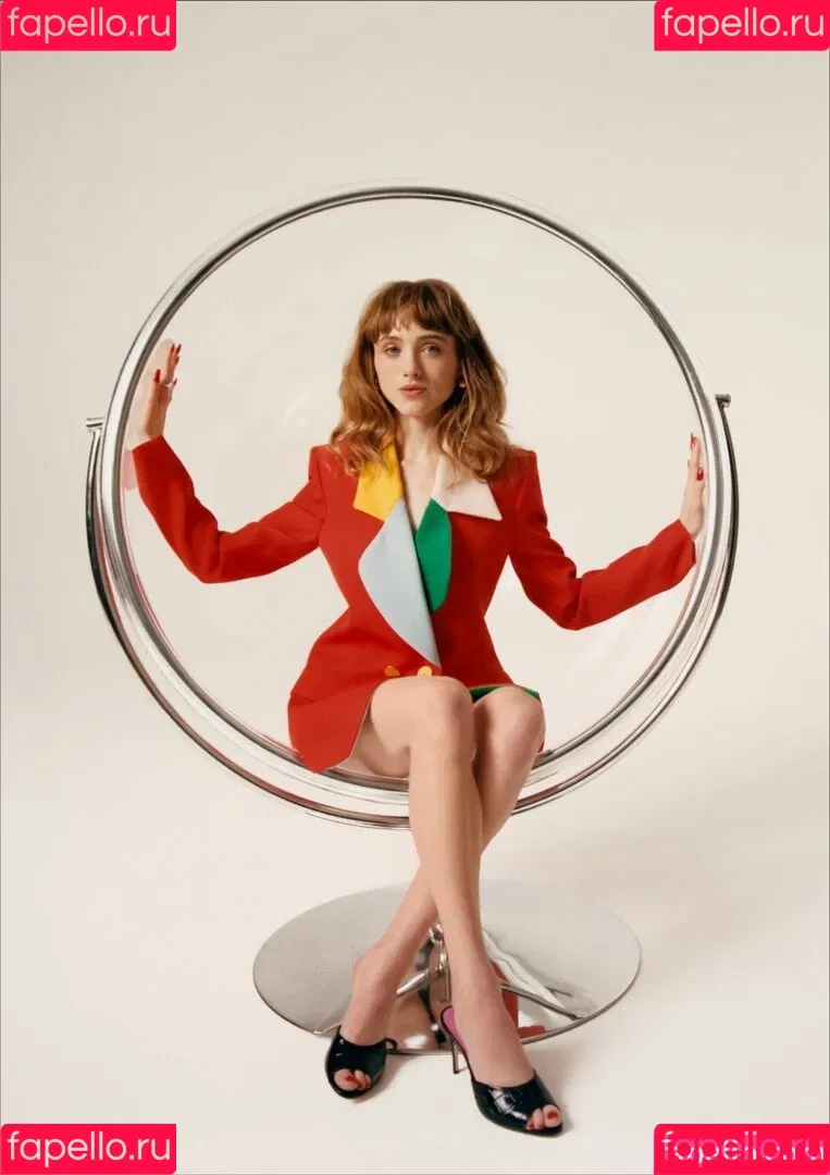 Natalia Dyer Onlyfans Photo Gallery 