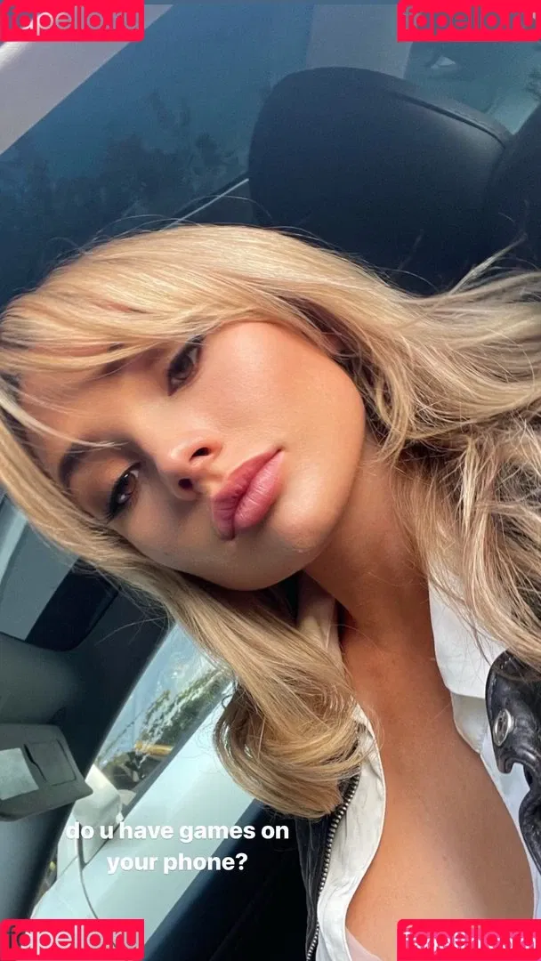 Natalie Alyn Lind Onlyfans Photo Gallery 