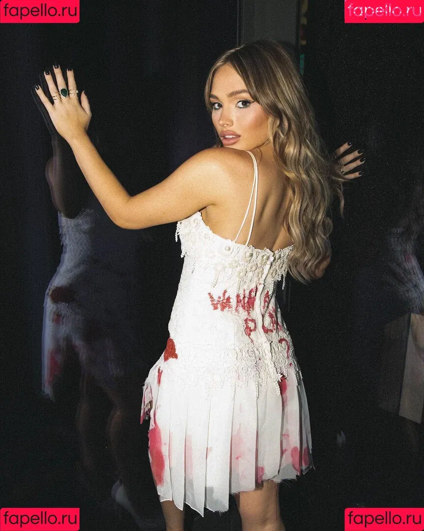 Natalie Alyn Lind Onlyfans Photo Gallery 