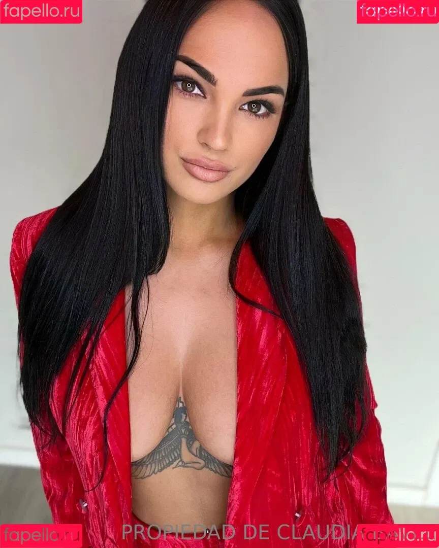 claudiabavel Onlyfans Photo Gallery 