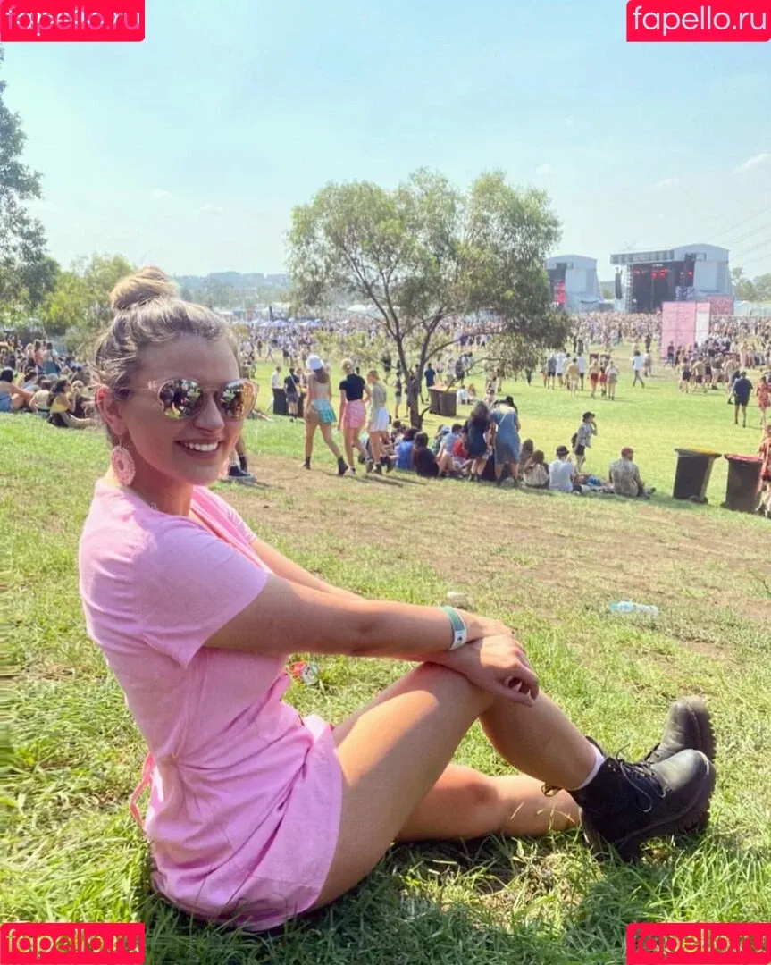 Bec Danaher Onlyfans Photo Gallery 