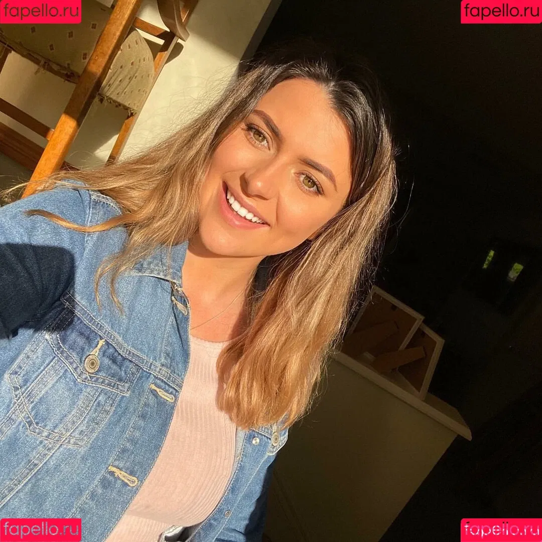 Bec Danaher Onlyfans Photo Gallery 