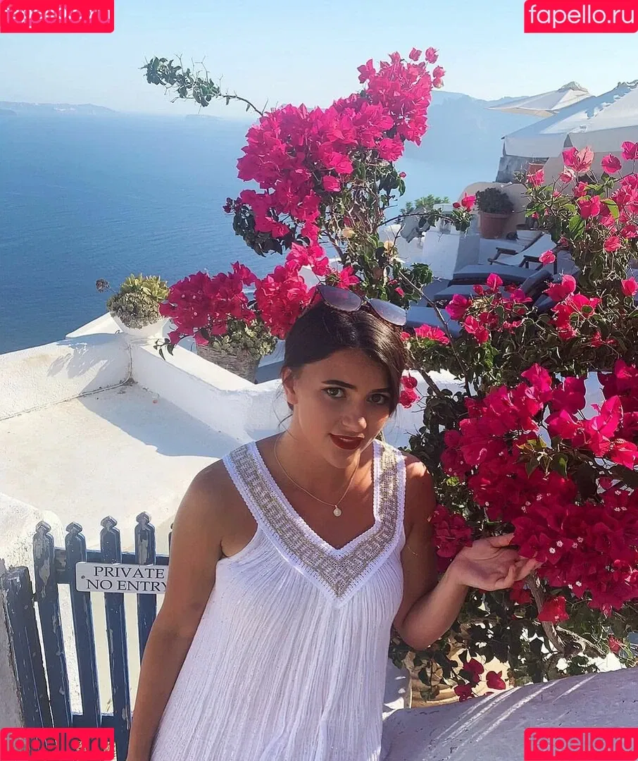 Bec Danaher Onlyfans Photo Gallery 