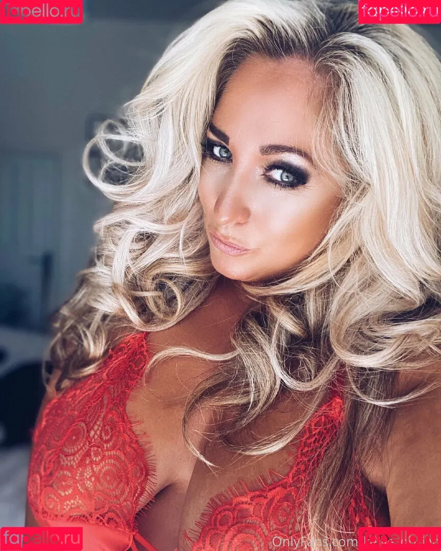 kellie_obrian Onlyfans Photo Gallery 