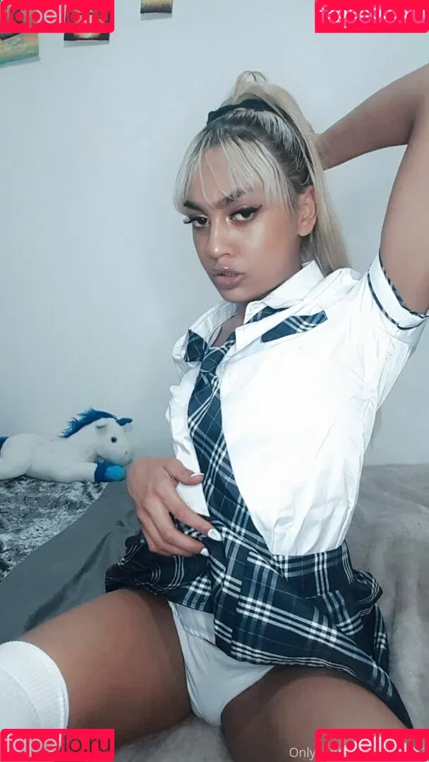 bluelah3 Onlyfans Photo Gallery 