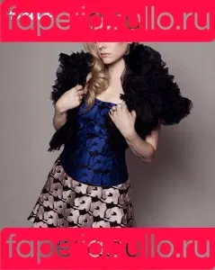Avril Lavigne Onlyfans Photo Gallery 
