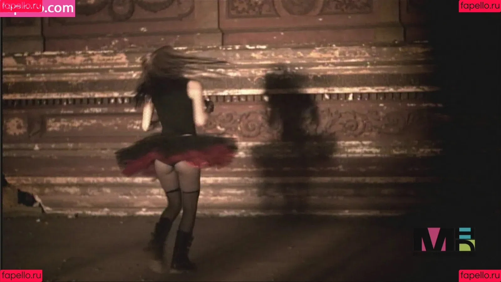 Avril Lavigne Onlyfans Photo Gallery 