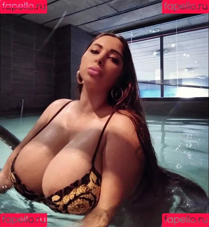 Linda Adams Onlyfans Photo Gallery 