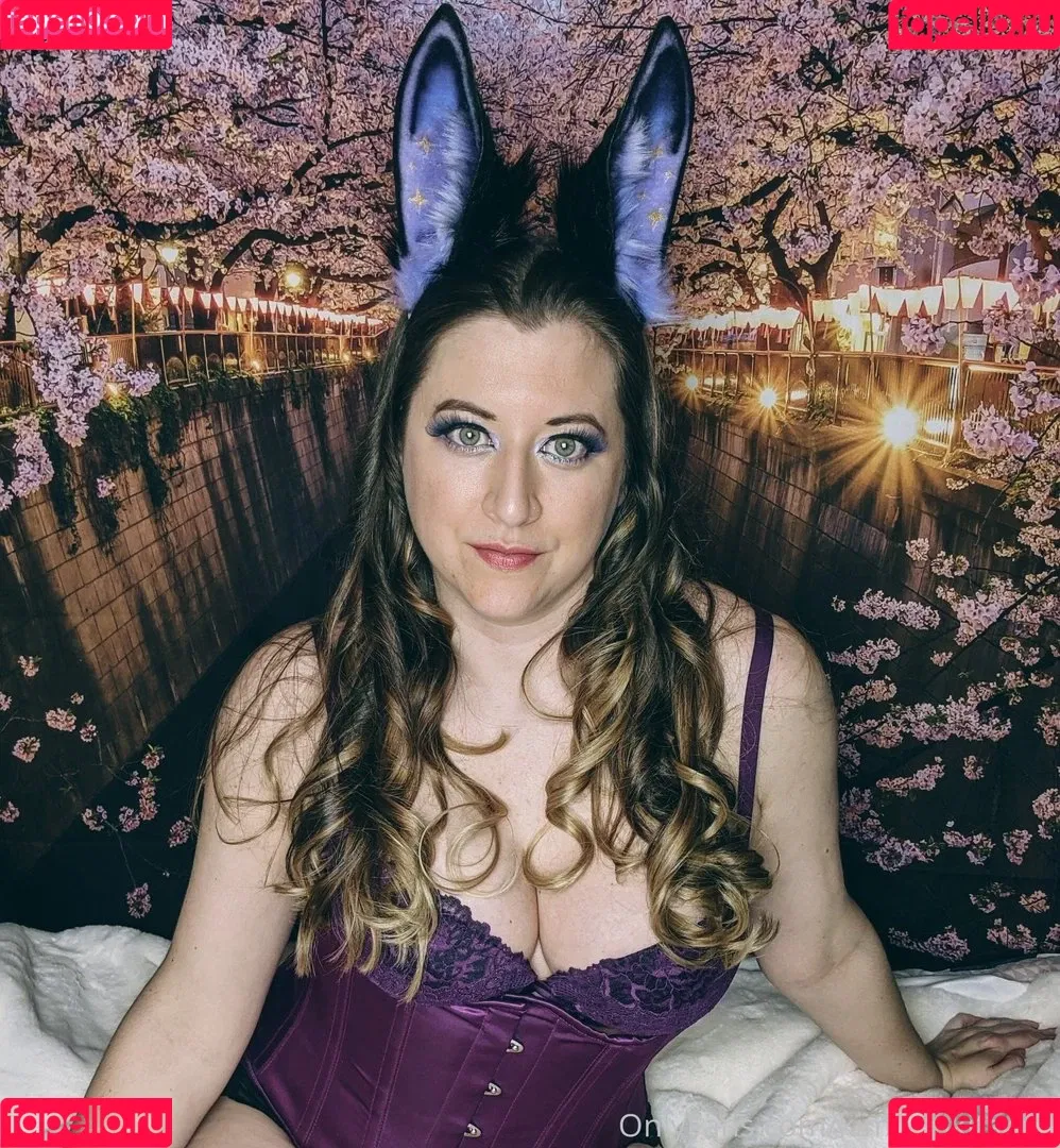 Lady Kitsune Onlyfans Photo Gallery 