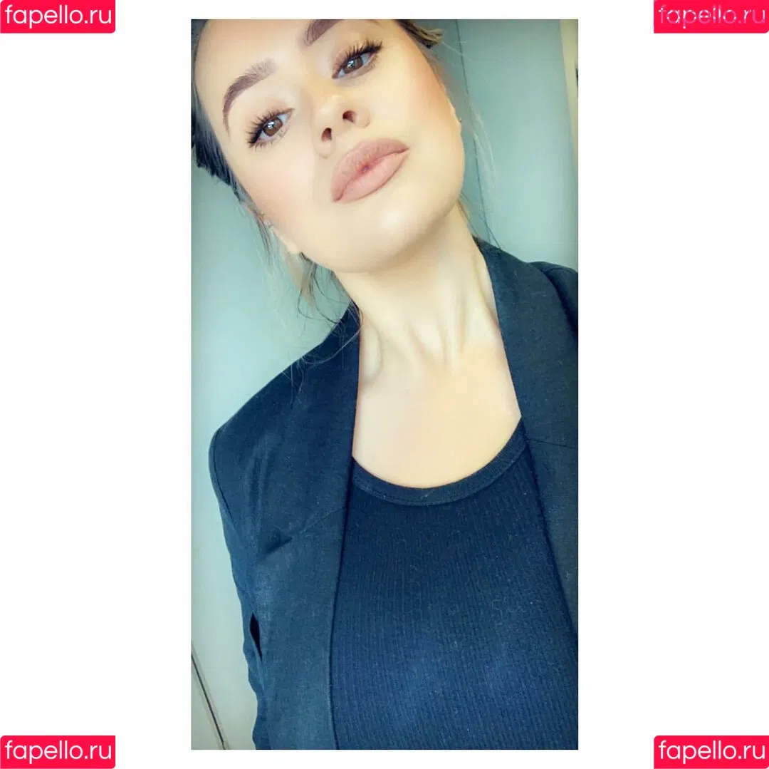 Kathryn Onlyfans Photo Gallery 